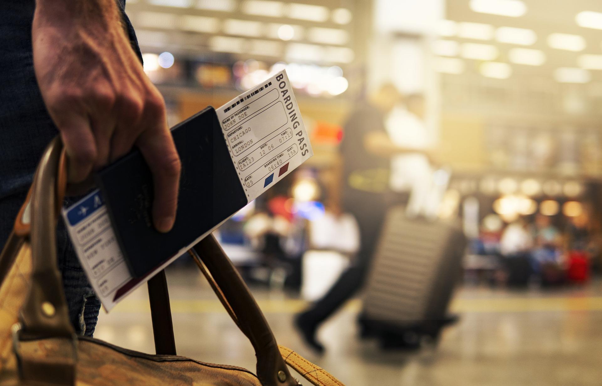Travel Hacks To Make Your Next Trip Easier