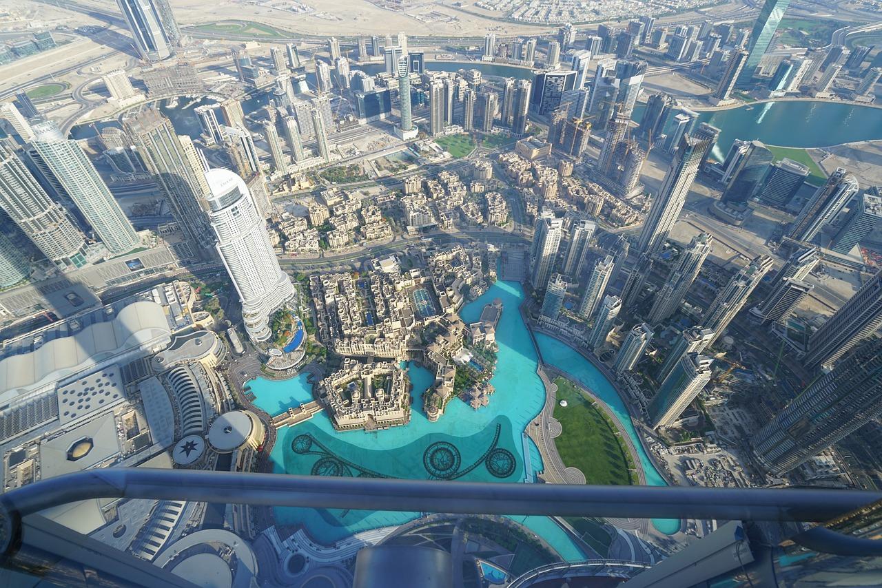 Unveiling the World's Premier Shopping Paradises