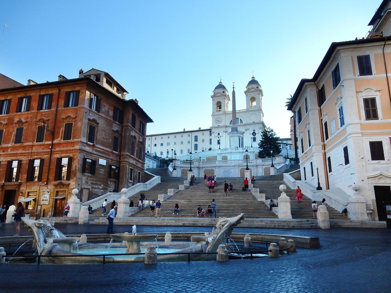 Travel Tips for First-Time Rome Visitors Using an Italy eSIM