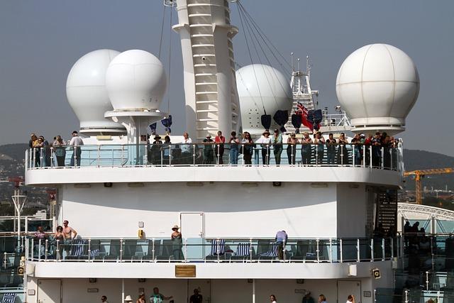 Staying Connected During a Cruise Trip Made Easy