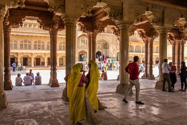 Essential Tips for Creating Stunning Travel Videos