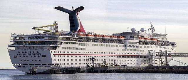 How to Get the Internet on Carnival Cruises